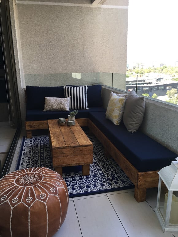 Terraza de 140 cm de ancho: Sofá cómodo + sofá sin respaldo