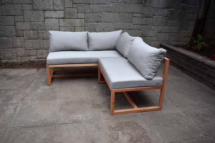 Juego de terraza en L de madera de lenga - sofa de terraza en madera de lenga en L con cojines color gris perla en tela de exterior repelente al agua y filtro UV 12.jpeg