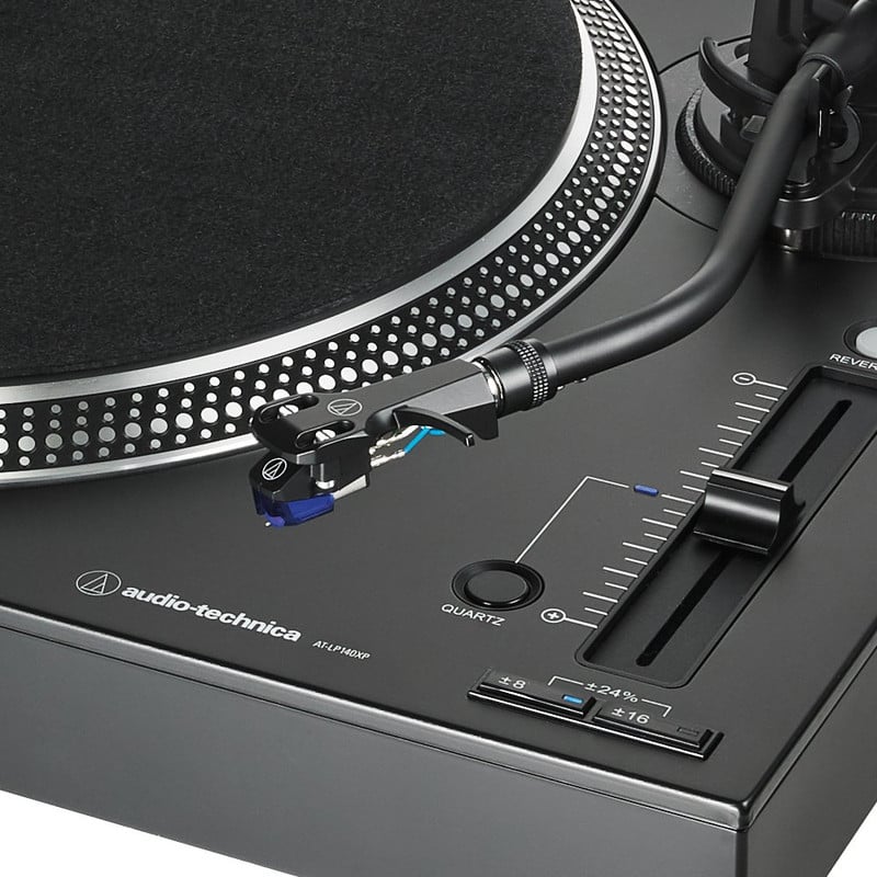 Audio-Technica AT-LP140XP-BK - Tocadiscos profesionales para DJ de  accionamiento directo, negro, Hi-Fi, totalmente manual, 3 velocidades,  motor de