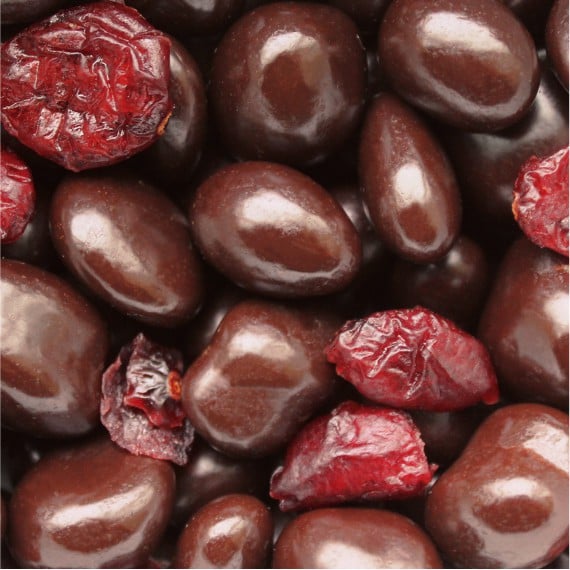 Cranberry Bañado en Chocolate Bitter 63% 200 grs.